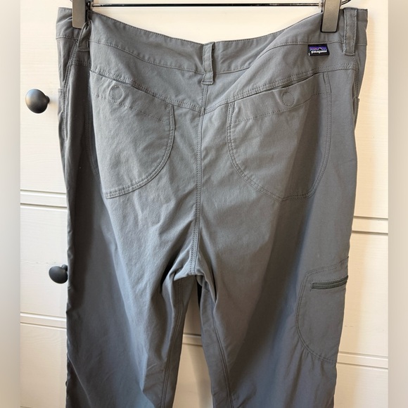 Patagonia Women’s Size 8/S Gray Hiking Cargo Pants Roll Tab Outdoor Trail - Picture 8 of 17